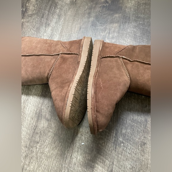 Bear Paw Boots - Picture 3 of 4